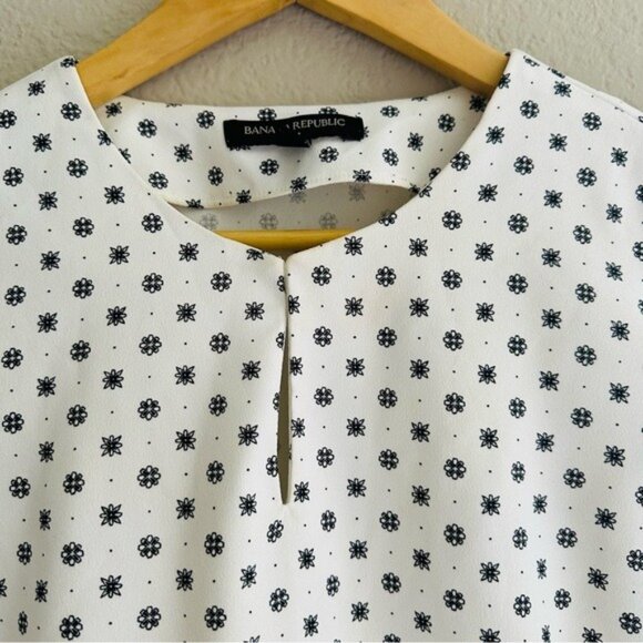 Banana Republic XS Polka Dot Peplum Top White Black Dot Modcore Cottage Chic - Picture 4 of 9